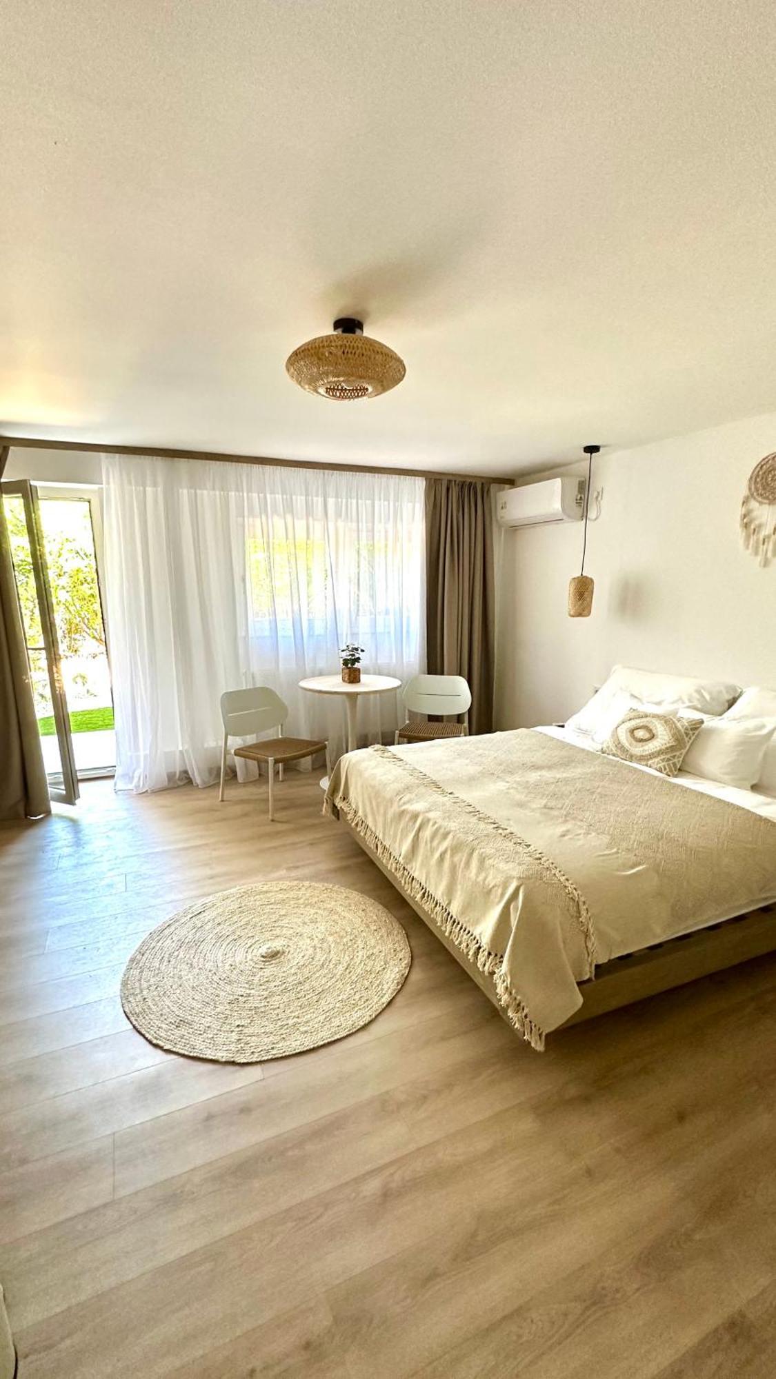 Villa Antara Segedyn Zewnętrze zdjęcie