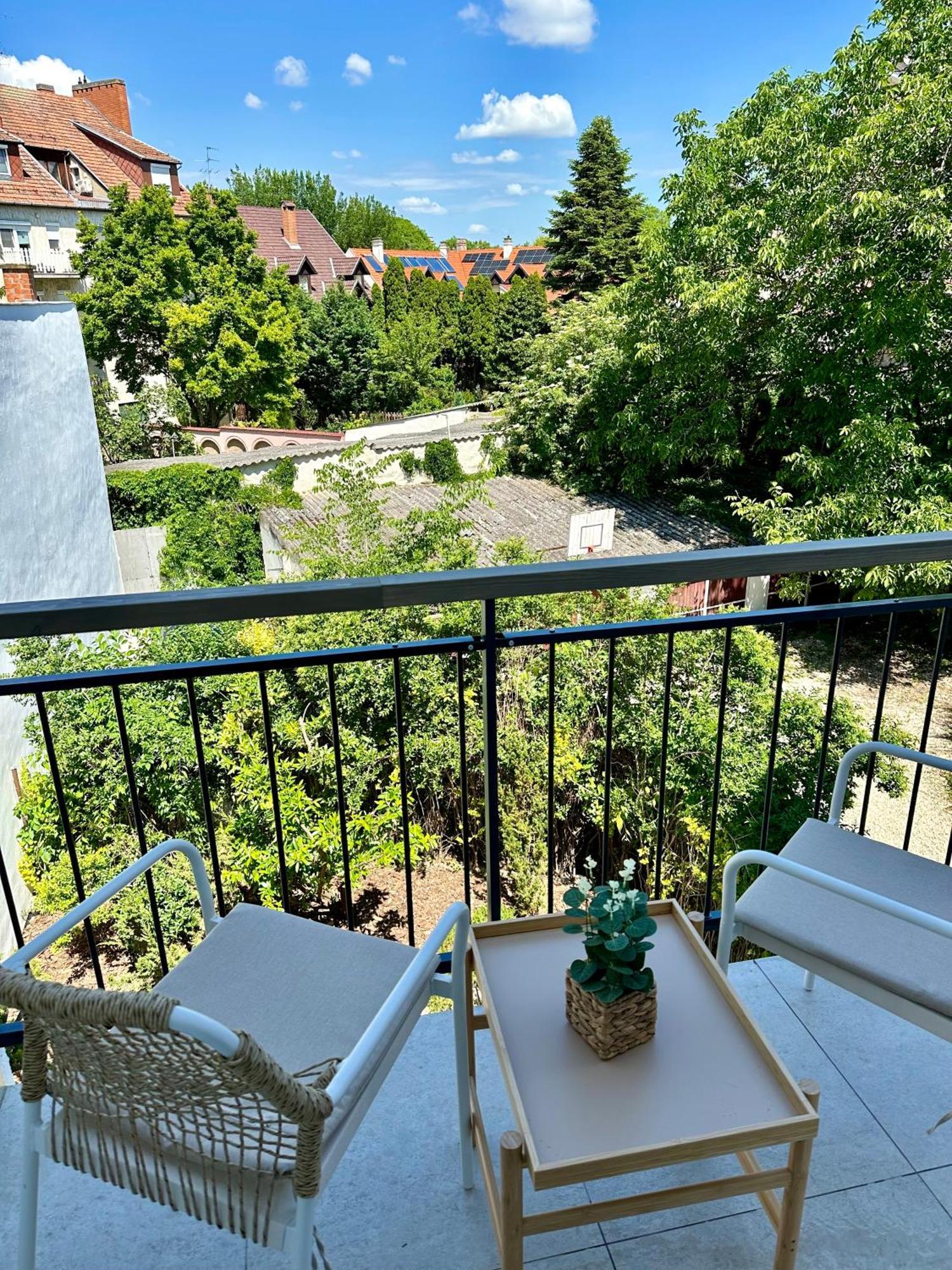 Villa Antara Segedyn Zewnętrze zdjęcie